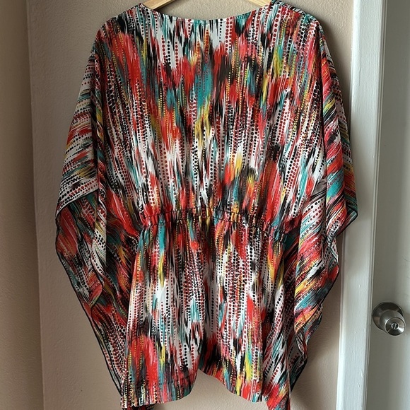 SUSAN LAWRENCE Sheer Flowy Colorful Poncho Coverup - Picture 7 of 7